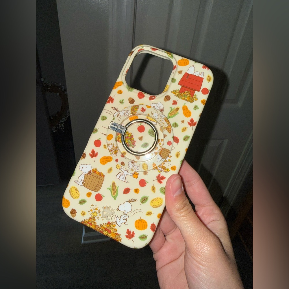 Velvet Caviar iPhone 16 Pro Max